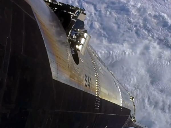 SpaceX Starship Reaches Orbit in Historic Flight, Deploys 26 Starlink V3 Satellites
